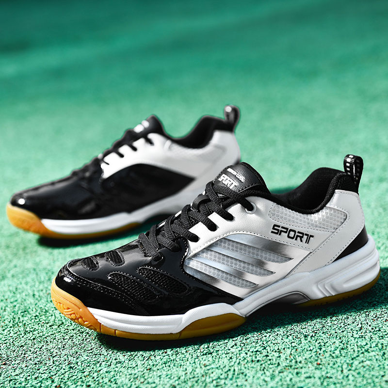 Sepatu Bulu Tangkis Pria Baru  - Badminton Cup ulasan dan harga